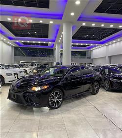 تۆیۆتا کامری